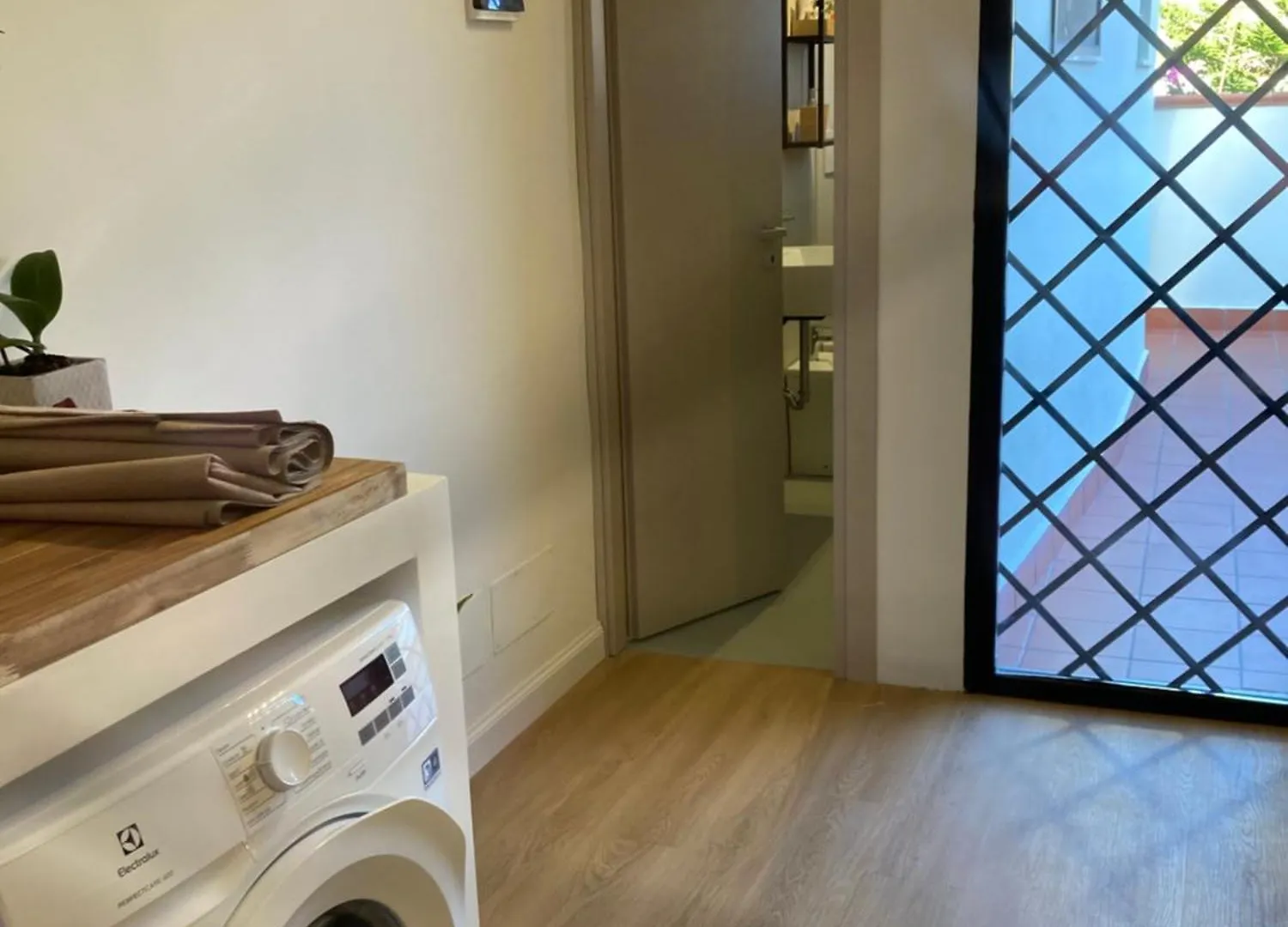 Lavica Di Mezzo Apartments Catania