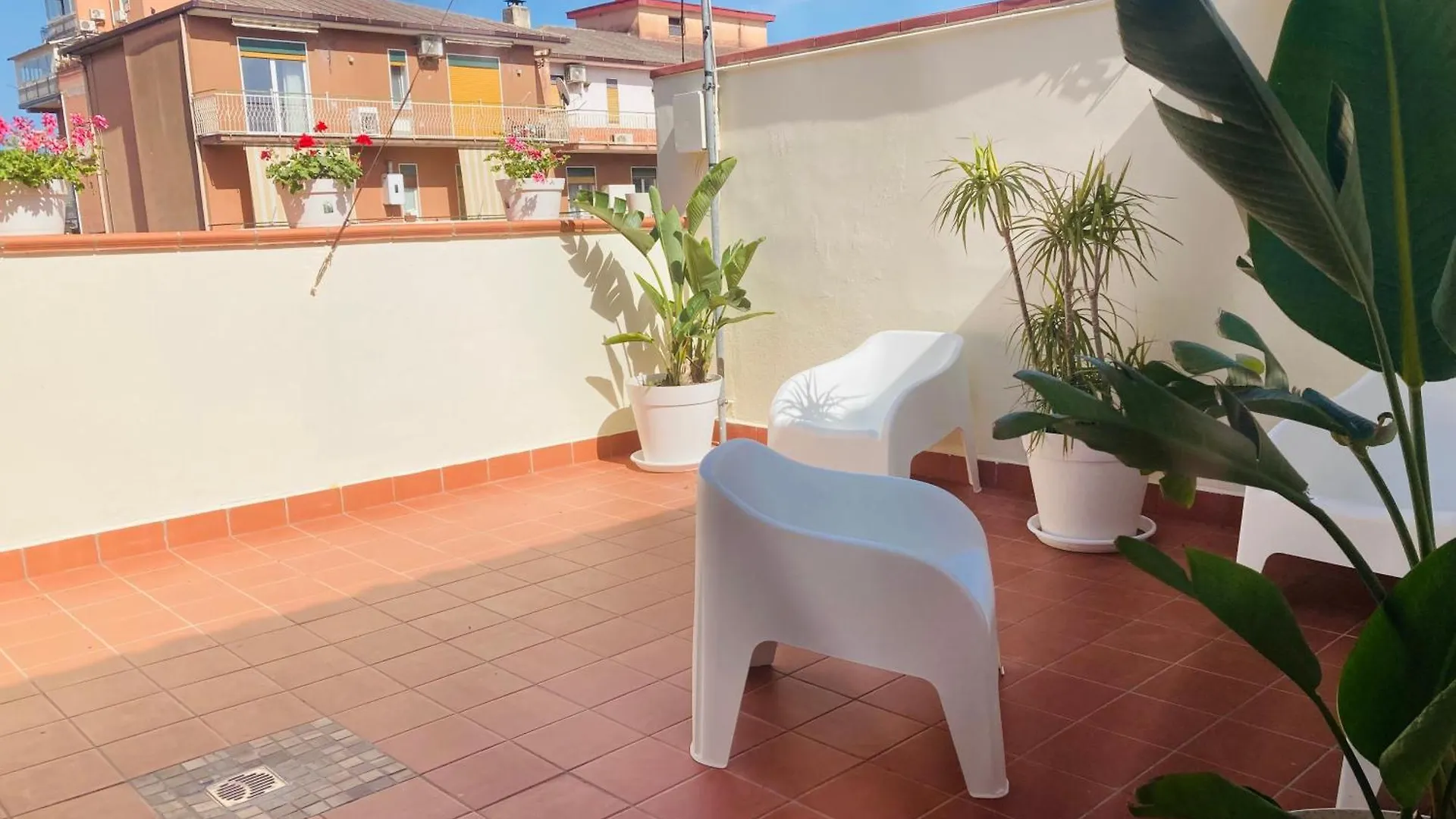 Lavica Di Mezzo Apartments Catania Italia